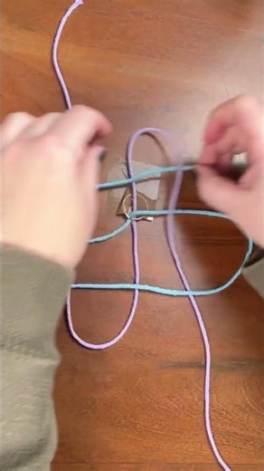 Easy Macramé Keychain Braid