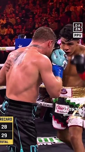 Canelo’s power changes a fight instantly 👀😮‍💨 #CaneloMbilli | Oct 31 | Mexico vs The World | Live on DAZN | @ringmagazine ▪️