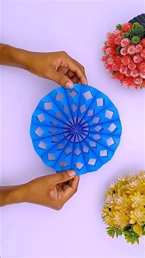 How to Cut a Paper Snowflake Step by Step ❄️ Easy Christmas Craft #Shorts
