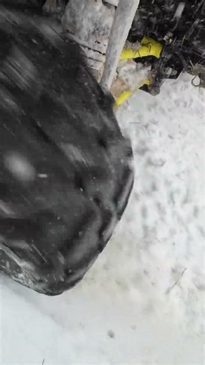 Burnout - Snowout ❄ #atv #winter #Snow #adrenaline #viral