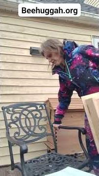 This Mac Daddy insulated winter cover looks amazing and heavy duty for your hives