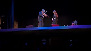Bluegrass fiddling with wooden spoons at the Beacon Theatre last week! Come see Mark and Maggie O'Connor in concert all through December around the country. Sawin' away like this for a good 50 years! Tix links: https://www.markoconnor.com/tour | Mark O'Connor