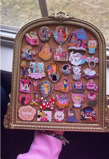 February Pin Board: My Favorite Disney Pins Collection