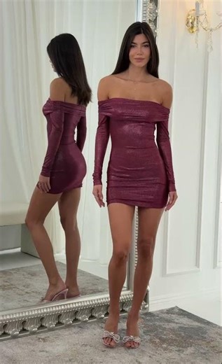 Burgundy Foil Off-Shoulder ✨🍷