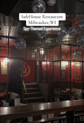 POV: you’re hunting for dinner… but first you need the password. The SafeHouse in Milwaukee isn’t your average restaurant — it’s a hidden, spy-themed experience where you’ll need a secret password to get inside. Once you’re in, expect missions, codes, secret rooms, and classic American food with crafty cocktails. 🕵️‍♂️🍔🍸 Perfect for date night, group outings, or anyone who loves mystery and interactive fun. No password? No problem… just be ready to complete a challenge 👀 📍 The SafeHouse 779