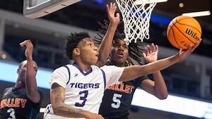 AHSAA Final Four: Fairfield boys basketball takes down defending champ Valley