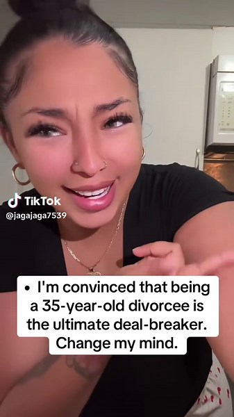 Overcoming the Challenges of Being a 35-Year-Old Divorcee