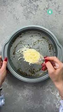 How to Make Cheesy Garlic Monkey Bread With Kids Club #shorts #linkincomments