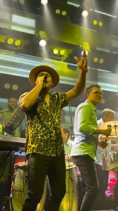 A casa llena! Así comenzamos la semana anoche en "RISE of an Empire" @rise.dr ¡Sabrosoooooooo! ¡Gracias mi gente por acompañarme! ¡Dile túuuuu! 😉💯🇩🇴 #DavidKada #DileTú #ConDiosSiempre #Diferente ##SalsaMundial #EnElAire #2023 #SalsaMundial #lasalsavive #CacheEntertaimentGroup | David Kada