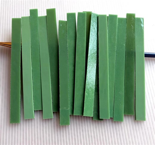 1/2 Lb Olive Green Opaque Handcut Stained Glass Mosaic Strips 1/2"x 4-6" X 1/8" 15-18 Pcs - Etsy