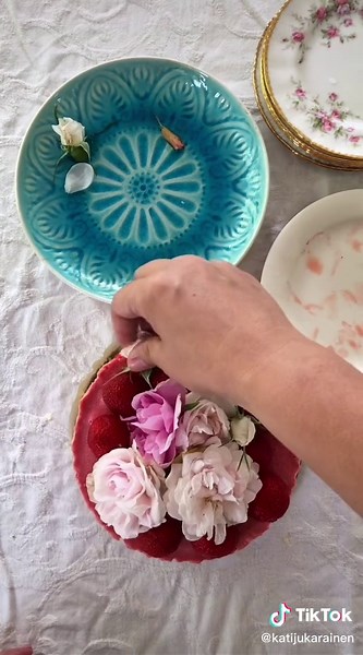 Helppo jäätelökakku resepti - herkullinen kakkuohje