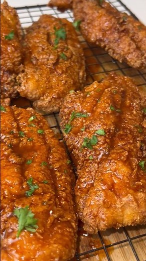 HONEY FRIED CATFISH RECIPE | The Best Catfish Recipe Ever! #friedcatfish #cordandthekitchen