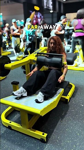What's the right feet placement on Technogym Hip Thrust? (with ‪@kiamonteforte‬ )
