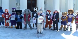Alabama celebrates College Colors Day Friday