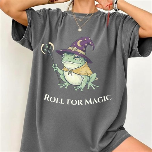 Wizard Frog Shirt Magic Toad Oversized Tee, Roll for Magic Aesthetic T-shirt, Fantasy Froggy Graphic Top, Cottagecore Gift - Etsy