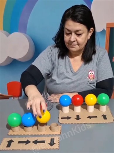 Ideias simples podem continuar inspirando novas descobertas. Hoje, três propostas para olhar, experimentar e adaptar de acordo com as necessidades de cada criança. Porque quando uma ideia favorece a aprendizagem, ela sempre pode ganhar novos significados. Teachers around the world 🌍 Education connects us #educaçãoinfantil #atividadesludicas #aprendizagem #professores #família