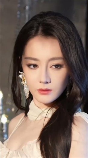 迪丽热巴 烛影摇晃的一瞬，就这样拜倒在热巴姐 的裙下🤍 #迪丽热巴 #迪丽热巴素材 #热巴