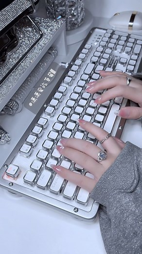 379K views · 1.7K reactions | . @aziocorp The RC Prestige Keyboard . Link in bio . White genuine leather on top . Hot-swappable . Doubleshot keycaps . Blue tooth . . . Is this your vibe? Getting addicted to keebs tapping sounds. Crazy obsessive satisfying keebs.#keyboard #asmr #keycaps #customizedkeyboard #mechanicalkeyboard #typing .15% off：strawberryjam1986 | Xiao Guo | Facebook