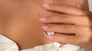 Pearl Locket Necklace by Caitlyn Minimalist • Silver Locket Pendant for Photo Necklace • Minimalist Pearl Jewelry • Gift for Mom • NR062 - Etsy