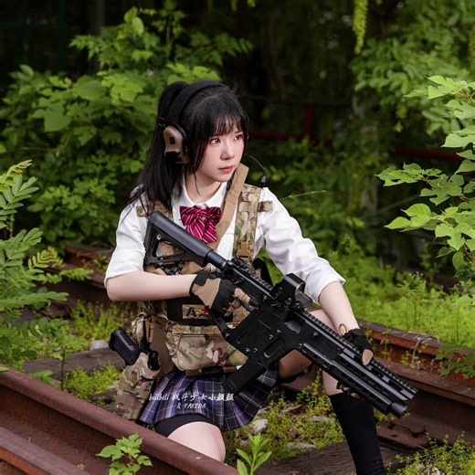 This tactical vest setup just… works