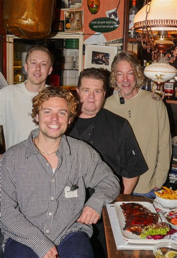 Ontdek 't Zwaantje: Legendarisch Restaurant in Amsterdam
