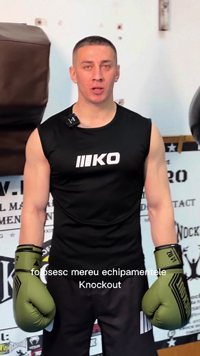 Daniel Dragomir recomanda cu incredere gama de echipamente de la Knockout Store datorita calitatii si a gamei variate de produse. Hai si tu la antrenamente si devno campion. www.knock-out.ro