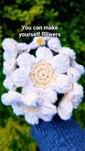 Make Yourself Flowers 🌼 Crochet Spring Daisies Tutorial | Happy Mother's Day