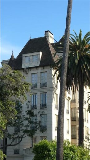 Château Élysée Former Home Errol Flynn Clark Gable Bogart, Carole Lombard Vincent Price Bette Davis