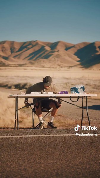 I set up an aid table for people running across utah! #run #running #viral #fyp #fitnes