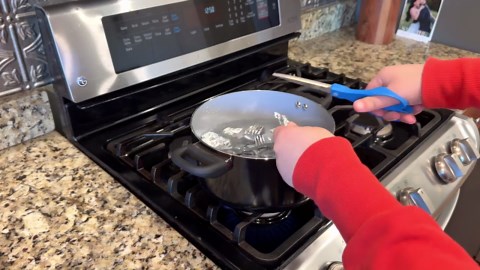 5 genius home hacks using Dollar Tree items!