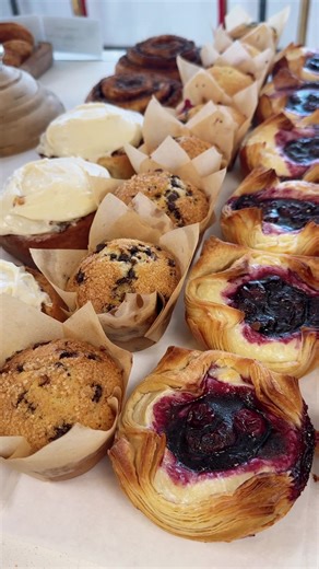 Dear croissaint, please be my valentine🥺🥰🥐 sincerely, BouNom feel the love at our BouNom Bakery! Open Sunday, come get your pastries before we close Mon and Tue. #connecticut #bakery #cafe #pastry #localfood