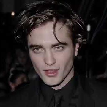 Robert Pattinson knows he's the most handsome man in the world | #robertpattinson #thebatman