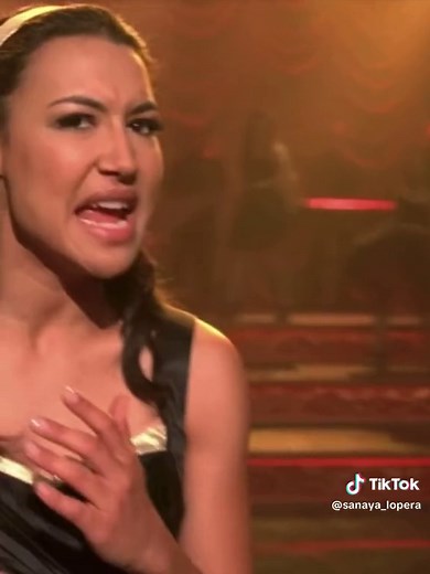 Stronger #glee #gleek #gleecast #gleevideos #stronger #song #gleeclub #santanalopez #mercedesjones #nayarivera #amberriley #fy #fypシ #foryou #kellyclarkson #heathermorris #brittanypierce