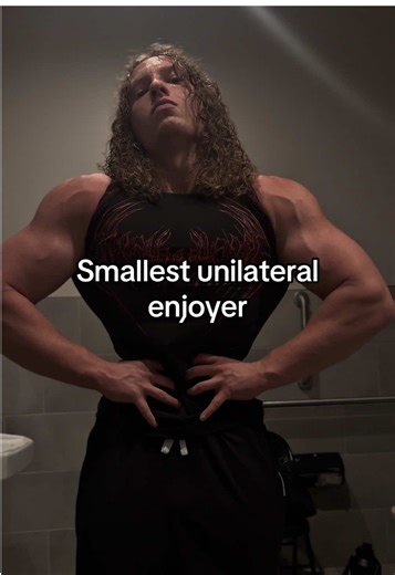 I love to throw in some unilaterals especially while being able to horsecock the whole stack. Gotta make sure to progressively overload to force muscle adaptations. #gym #fyp #trainer #bodybuilding #aesthetic Use code “Olympian” @POWERWING @Psycho_Pharma