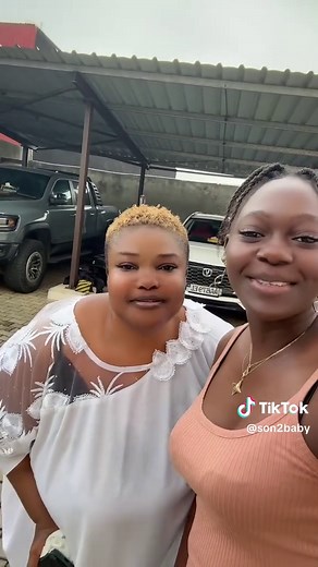 Les nounous saison 2 Stéphanie et sa patronne sont en balade. #serieivoirienne #lesnounoussaison2 #videoviral