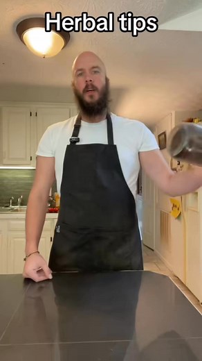 Herbal tea 🌹 Heart Tonic: Nourish & Support Your Heart 🌹 Care for your heart with Heart Tonic, a thoughtful herbal blend crafted to support circulation, relaxation, and overall well-being. With a balanced mix of traditional heart-loving herbs, this tea offers both comfort and vitality in every sip. ✨ Key Ingredients & Benefits: • Hawthorn Berries: Traditionally known as one of the most supportive herbs for heart function and circulation, helping maintain balance and resilience. • Tulsi (Holy B