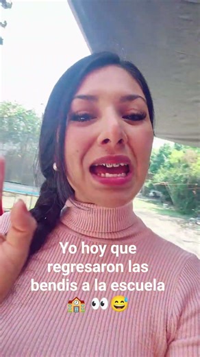 yo Hoy que regresaron las bendis a la escuela 🏫 😅🤭 #regresoaclases #findevacaciones #humor #para