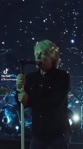 Bon Jovi - Legendary (Livestream, 22/10/2025) #bonjovi #jonbonjovi̇ #legendary #forevertour #rock #music #band #spainbonjovi | Spain Bon Jovi