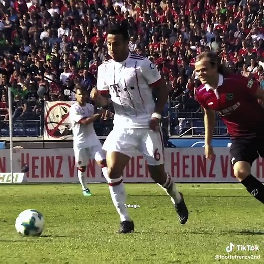 Thiago Alcântara's Best Moments in Football