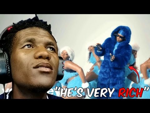 Pocket watching South African rappers