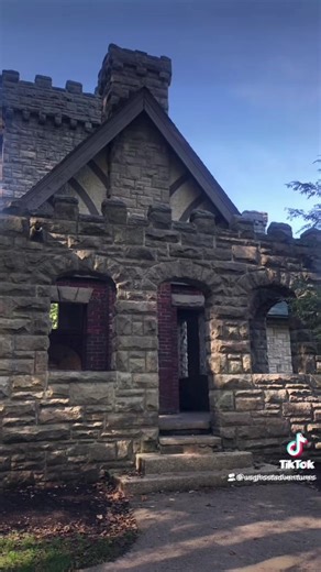 Exploring Haunted Places: Franklin Castle in Cleveland