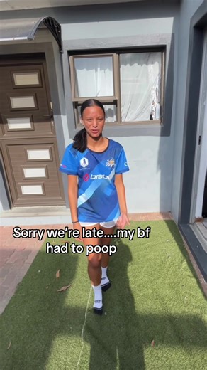 Funny Relationship Moments: The Poop Delay