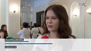 CEI DINTÂI LA MEDICINĂ Au demonstrat că sunt cele mai bune dintre cei buni. Trei tinere au reuşit performanţa să obţină cea mai mare notă la admitere la Facultatea de Medicină de la Universitatea de Medicină şi Farmacie din Craiova. Ele au obţinut aceeaşi medie, 9.94. Şi la Facultatea de Stomatologie tot o tânără a luat cea mai mare notă, 9.83. https://tvr-craiova.ro/stiri/cei-dintai-la-medicina/ | TVR Craiova