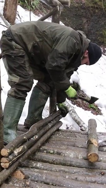 Bushcraft solo #house #bushcraft #survival part 2