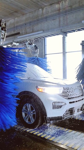 A clean car just hits different. Stop by, roll through, and see the shine for yourself. Car Wash: 51st Mon-Fri: 7 Am - 8 Pm Saturday: 8 Am - 7 Pm Sunday: 10 Am - 6 Pm Car Wash: Lorne ave Mon-Fri: 7 Am - 9 Pm Saturday: 8 Am - 7 Pm Sunday: 10 Am - 6 Pm | JJ's Express Wash | Facebook