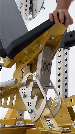 This Might Be One of the Most Convenient Bench Press Setups I've Seen