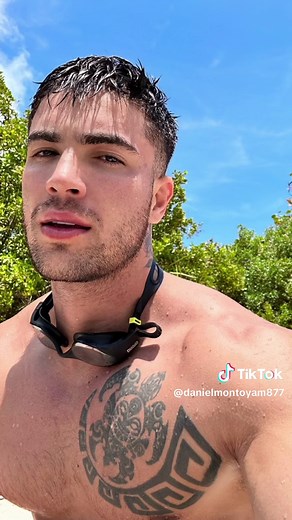 Fitness Journey: Muscle Building and Healthy Living