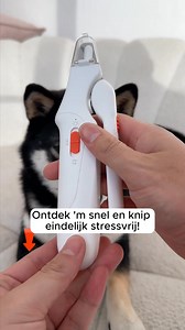 Vind jij het eng om de nagels van jouw hond te knippen? 🐾 Met deze LED-nagelknipper zie je precies waar je veilig kunt knippen, zelfs bij zwarte nagels! Eindelijk knippen zonder stress, zonder twijfel, en zonder ongelukjes. ✔ LED-licht maakt de bloedlijn zichtbaar ✔ Nooit meer te kort knippen ✔ Rustige, comfortabele ervaring voor jouw hond ✔ Inclusief elektrische vijl voor mooi glad afgewerkte nagels 🎁 Vandaag 25% korting – Maak nagels knippen eindelijk veilig & makkelijk. | HappyDiertjes.nl