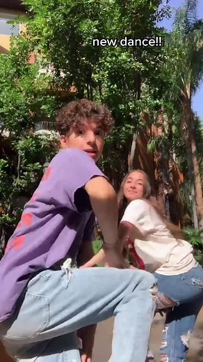 NEW DANCE!! we had to make a dance to this🔥 @larrayeeee (If you do it make sure to credit me & @gianina )