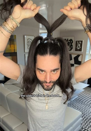 @Delaney Childs said 3 ponytails are better than 1 👱‍♀️👱‍♀️👱‍♀️ this high ponytail hairstyle hair hack has been going viral all over hairtok and i freaking love it, BUT i do think my little addition of the pony cuff at the end really took this hair inspo it up a notch! hair ties @gimme beauty pony cuff @leletny